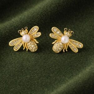 Luxury Gold Bee Stud Earrings